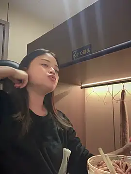 Snapshot of Toffee-00 chatting on 14, 1, 2026 Toffee-00 online show from 14, 1, 2026