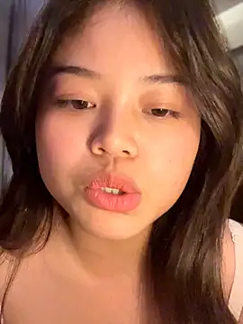 Snapshot of Toffee-00 chatting on 5, 2, 2026 Toffee-00 online show from 5, 2, 2026