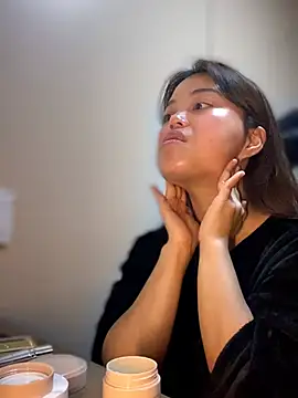 Snapshot of Toffee-00 chatting on 23, 3, 2026 Toffee-00 online show from 23, 3, 2026