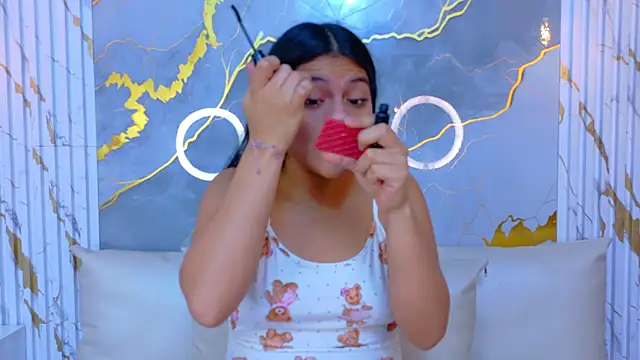 Snapshot of NIKIBUNNY chatting on 17, 12, 2025 NIKIBUNNY online show from 17, 12, 2025