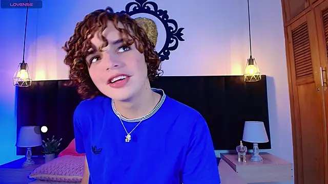 Skyee angel online show from 19, 3, 2026