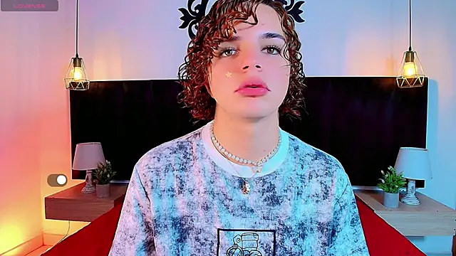 Skyee angel online show from 1, 5, 2026