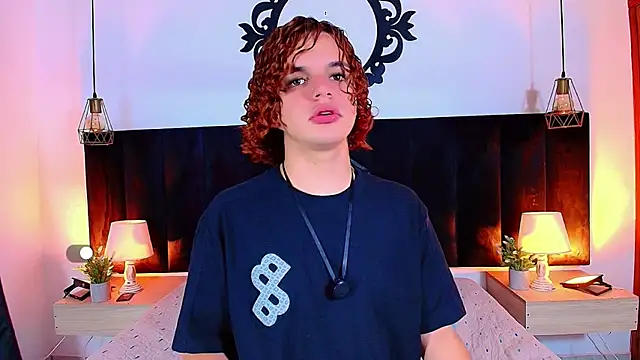 Skyee angel online show from 3, 7, 2026