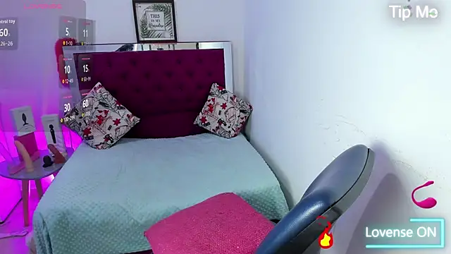 Samantha  F W online show from 25, 6, 2026