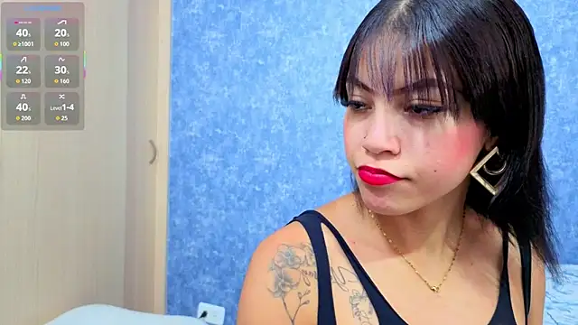 Malia fox online show from 3, 5, 2026