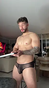 Snapshot of Valenthino_Salvatore chatting on 6, 3, 2026 Valenthino Salvatore online show from 6, 3, 2026