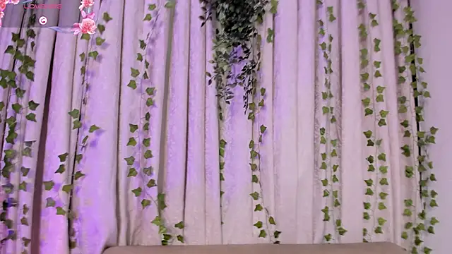 BritneyCortz  online show from 25, 11, 2025