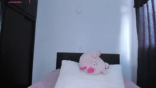 Snapshot of juanaaa_240 chatting on 18, 2, 2026 juanaaa 240 online show from 18, 2, 2026