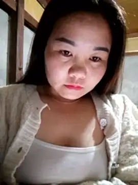 Snapshot of One-two22 chatting on 27, 11, 2025 One-two22 online show from 27, 11, 2025