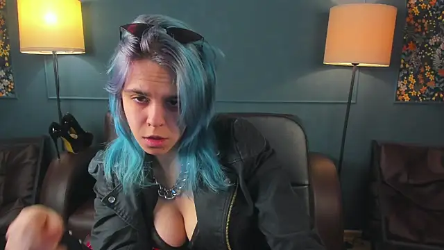 LiraBelle online show from 6, 2, 2026