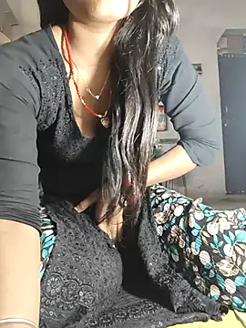 Snapshot of Dil-se-queen-321 chatting on 18, 1, 2026 Dil-se-queen-321 online show from 18, 1, 2026