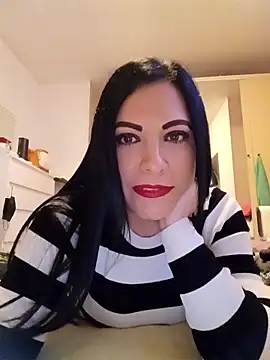Morena ojazos travieza-39 online show from 18, 2, 2026