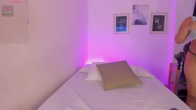 Snapshot of alejandrarojas_ chatting on 24, 2, 2026 alejandrarojas online show from 24, 2, 2026