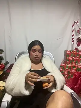 Snapshot of Ambar85 chatting on 4, 12, 2025 Ambar85 online show from 4, 12, 2025