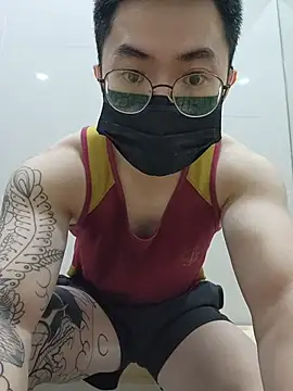 Snapshot of Valerious180 chatting on 4, 12, 2025 Valerious180 online show from 4, 12, 2025