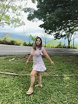 Snapshot of Catalina_ramos chatting on 14, 12, 2025 Catalina ramos online show from 14, 12, 2025