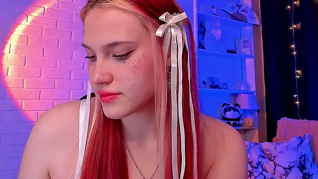 Snapshot of SweetieMarry chatting on 30, 11, 2025 SweetieMarry online show from 30, 11, 2025