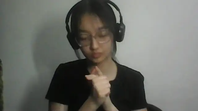 LinaClous online show from 23, 3, 2026