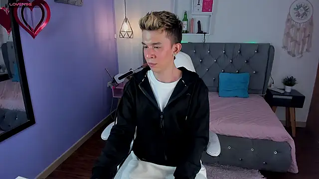 Juaan Diick online show from 2, 3, 2026