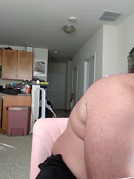 BigBearforCuddles online show from 22, 4, 2026