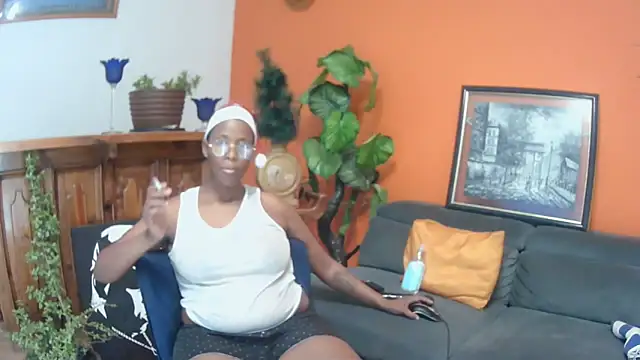 Snapshot of SexyCurves9 chatting on 17, 12, 2025 SexyCurves9 online show from 17, 12, 2025