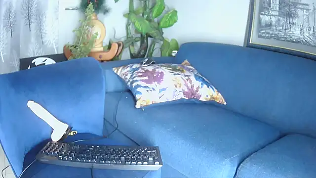 Snapshot of SexyCurves9 chatting on 19, 12, 2025 SexyCurves9 online show from 19, 12, 2025