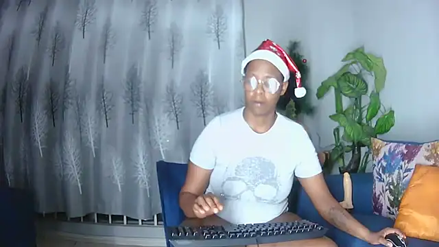 Snapshot of SexyCurves9 chatting on 20, 12, 2025 SexyCurves9 online show from 20, 12, 2025