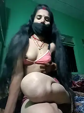 Snapshot of Uma_sain chatting on 18, 12, 2025 Uma sain online show from 18, 12, 2025