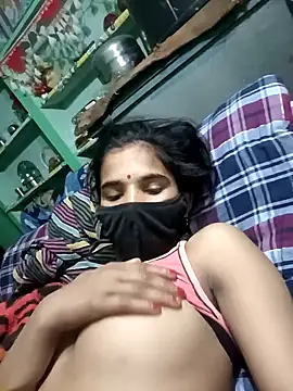 Snapshot of Uma_sain chatting on 3, 2, 2026 Uma sain online show from 3, 2, 2026