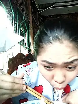 Snapshot of Lin-kute98 chatting on 17, 1, 2026 Lin-kute98 online show from 17, 1, 2026