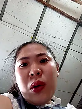 Snapshot of Lin-kute98 chatting on 18, 2, 2026 Lin-kute98 online show from 18, 2, 2026