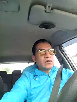 ChrisFloresP online show from 21, 6, 2026