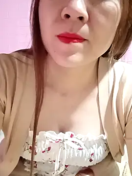 Snapshot of Lily-ross22 chatting on 18, 12, 2025 Lily-ross22 online show from 18, 12, 2025