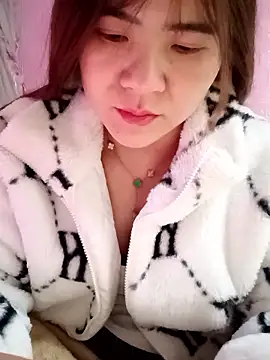 Snapshot of Lily-ross22 chatting on 9, 1, 2026 Lily-ross22 online show from 9, 1, 2026