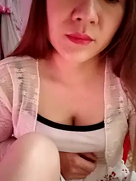 Snapshot of Lily-ross22 chatting on 18, 1, 2026 Lily-ross22 online show from 18, 1, 2026