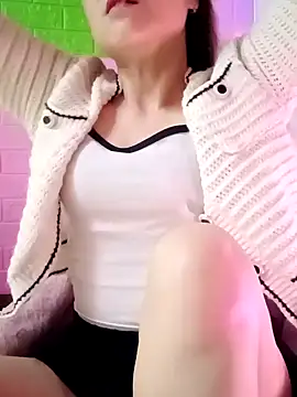 Snapshot of Lily-ross22 chatting on 1, 2, 2026 Lily-ross22 online show from 1, 2, 2026