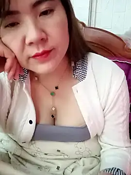 Snapshot of Lily-ross22 chatting on 10, 2, 2026 Lily-ross22 online show from 10, 2, 2026