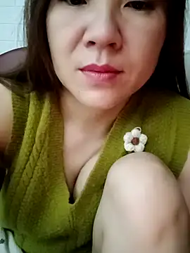 Snapshot of Lily-ross22 chatting on 22, 2, 2026 Lily-ross22 online show from 22, 2, 2026