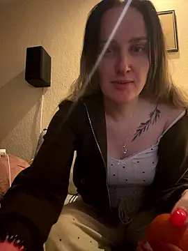 Snapshot of TomilaSi chatting on 9, 1, 2026 TomilaSi online show from 9, 1, 2026