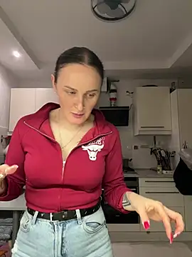 Snapshot of TomilaSi chatting on 19, 1, 2026 TomilaSi online show from 19, 1, 2026