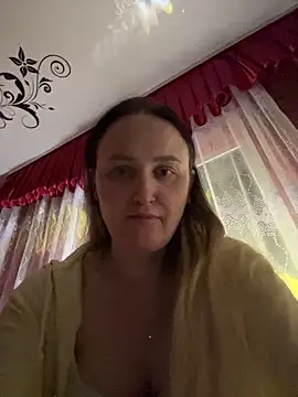 Snapshot of TomilaSi chatting on 3, 2, 2026 TomilaSi online show from 3, 2, 2026