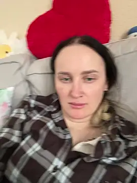 Snapshot of TomilaSi chatting on 5, 2, 2026 TomilaSi online show from 5, 2, 2026