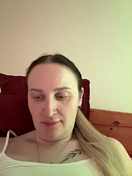 Snapshot of TomilaSi chatting on 9, 2, 2026 TomilaSi online show from 9, 2, 2026