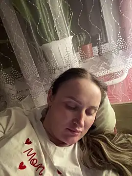 Snapshot of TomilaSi chatting on 10, 3, 2026 TomilaSi online show from 10, 3, 2026