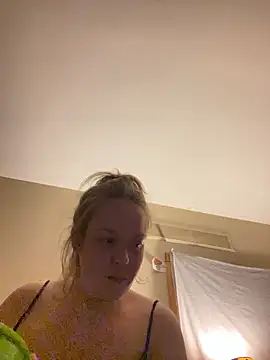 SmirkFans online show from 25, 2, 2026