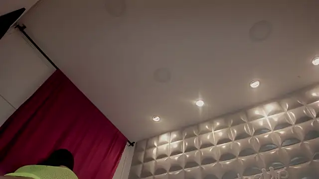 Snapshot of sol-angel chatting on 28, 2, 2026 sol-angel online show from 28, 2, 2026