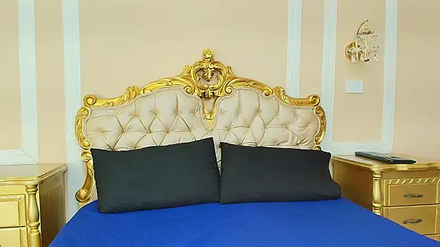 Snapshot of HallieStone chatting on 10, 2, 2026 HallieStone online show from 10, 2, 2026