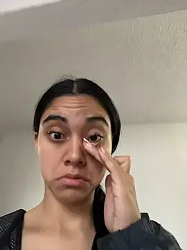 Snapshot of Miia_moonn chatting on 27, 11, 2025 Miia moonn online show from 27, 11, 2025