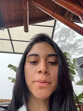 Snapshot of Miia_moonn chatting on 5, 3, 2026 Miia moonn online show from 5, 3, 2026