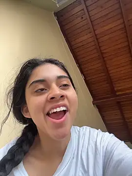 Snapshot of Miia_moonn chatting on 22, 3, 2026 Miia moonn online show from 22, 3, 2026